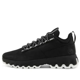 Adidași GreenStride Edge Low „Negru Nubuck”