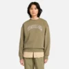 Hanorace cu guler rotund și logo sezonier Timberland® pentru femei Hanorace cu guler rotund și logo sezonier Timberland® pentru femei