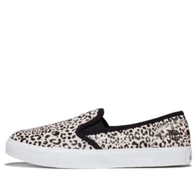 Skyla Bay „Negru Whiteleopard”