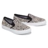 Skyla Bay „Negru Whiteleopard”