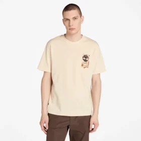 Tricou pentru bărbați Timberland® Brand Carrier cu slogan imprimat pe spate